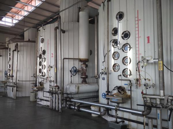 Refined sugar processing machine