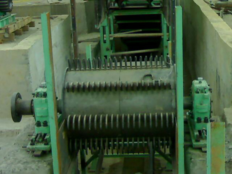 Sugarcane knife machine